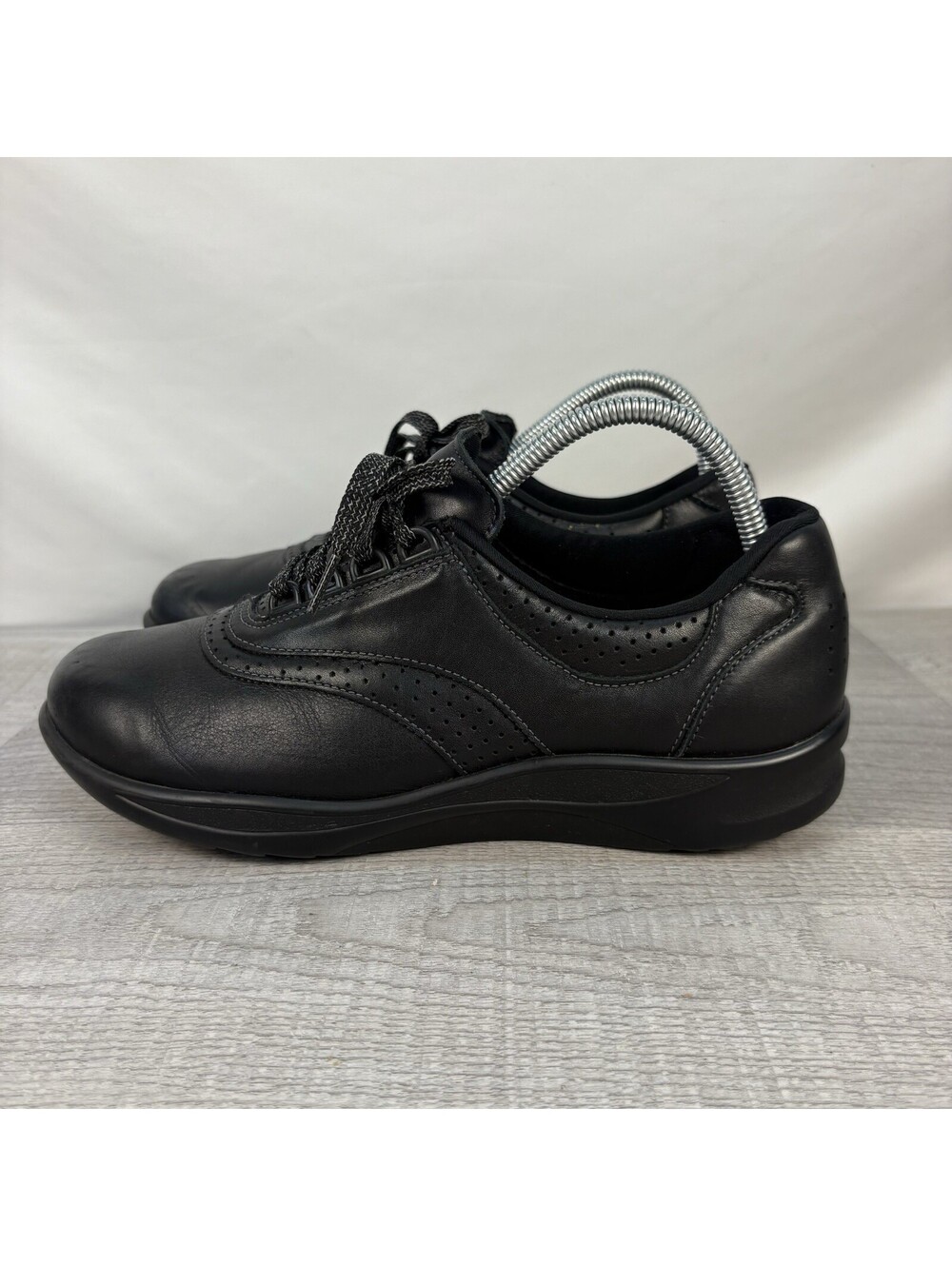 SAS Free Time Women's Black Leather Comfort Walking Shoes 9 M